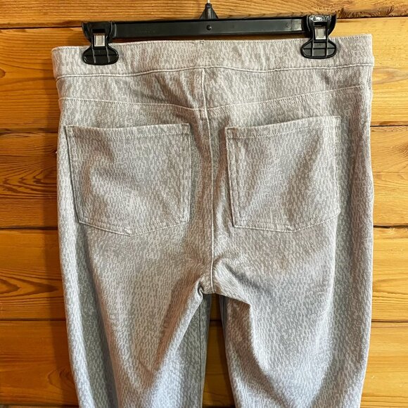 Spanx Gray Snake Skin Pattern Ankle Length Leggings Jeggings Large - Picture 7 of 10